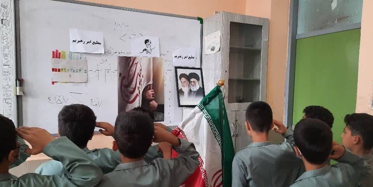 اجرای پویش «لبیک یا خامنه ای» در مدارس گلستان