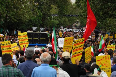 راهپیمایی مردم ساری در محکومیت ترور و آشوب