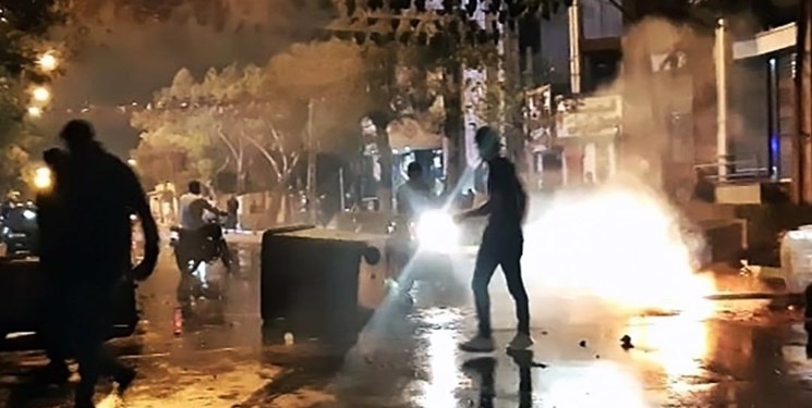 نظام سلطه با شعبان بی مخ‌ها راه به جایی نمی‌برند
