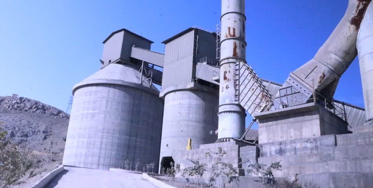 پرداخت بدهی‌های کارخانه سیمان دیلمان توسط بنیاد مستضعفان