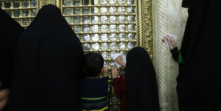 گیلانی‌ها حرم مطهر حضرت فاطمه معصومه را غبارروبی کردند