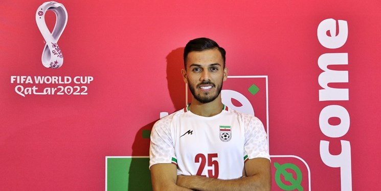 پدر مدافع مازنی تیم‌ملی: دعا می‌‌کنم امام رضا پشتیبان تیم ملی در جام جهانی باشد/ ابوالفضل عاشق پرچم ایران است