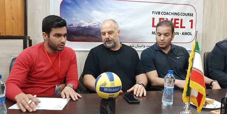 ایران از برترین قدرت‌های والیبال در دنیا است/ لزوم تقویت ارتباط بین‌المللی توسط مربیان ایرانی