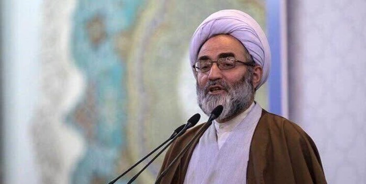 امام‌جمعه رشت: مذاکره مشکل را حل نکرده، بلکه آمریکا به دنبال باج گرفتن است