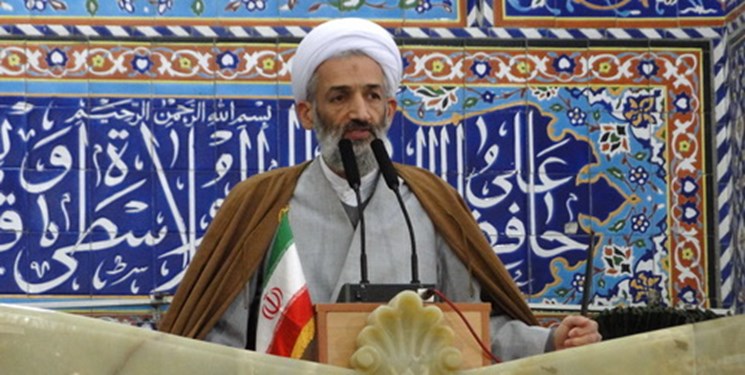 آمریکا از دنیا باج می‌خواهد/ مطالبات مردم در مدار درست پیگیری می‌شود