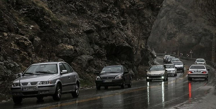 ارتفاعات محورهای شمال برفی است/ باز بودن راه‌ها