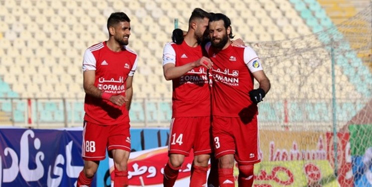 نشست خبری سرمربی تراکتورسازی پیش از بازی با نساجی آغاز شد