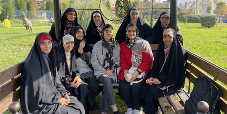 جان فدا| این داستان! دختران حاج قاسم/ آمدم از شما بنویسم اما باید خود را از نو بنویسم