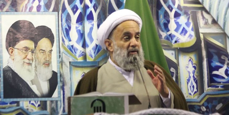 امام جمعه بابل: سپاه متکی به مردم بوده و از متن مردم برخاست