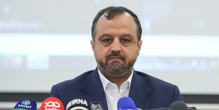 وزیر اقتصاد: فصل به فصل از نرخ بیکاری کاسته می‌شود/ سازماندهی تولید و حل مشکلات بانکی در برنامه هفتم توسعه