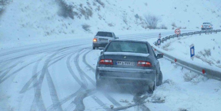 پیش‌بینی بارش سنگین برف در جاده‌های شمال/ احتمال انسداد محورها طی ساعات آینده