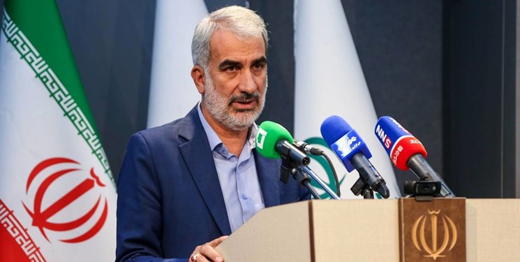 اعلام حمایت وزیر آموزش و پرورش از تولیدات کارخانه چوب و کاغذ مازندران