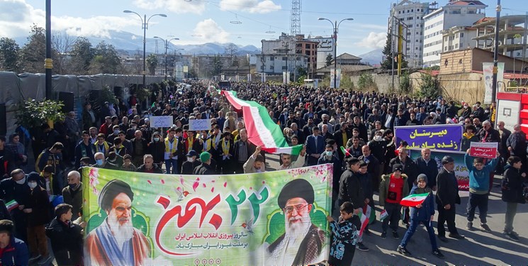 راهپیمایی میلیونی 22 بهمن باطل السحر توطئه های رنگین دشمنان علیه انقلاب بود/ تداوم راه عزت‌آفرین انقلاب باعزم قاطع مردم و مسوولان