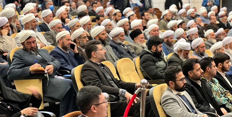نماینده ولی فقیه در کردستان: اعتقاد قاطبه ماموستاها فراجناحی و فرامرزی بودن انقلاب اسلامی است