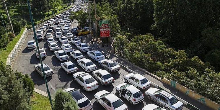 ترافیکی فوق سنگین در محور کندوان