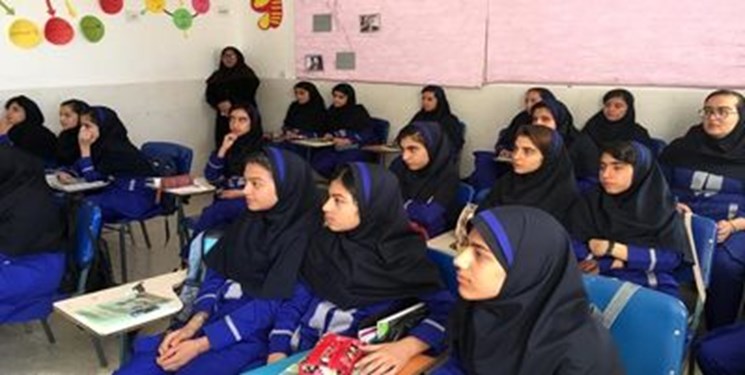 سایه مسمومیت روی  چند مدرسه مازندران/ ترخیص تمامی دانش‌آموزان