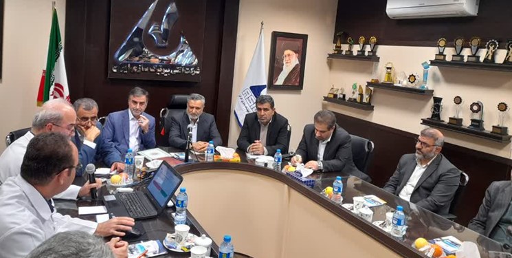 وزیر تعاون: طرح توسعه آنتی‌بیوتیک در دستور کار قرار گیرد/ مشکلات ارزی در حال رفع شدن است