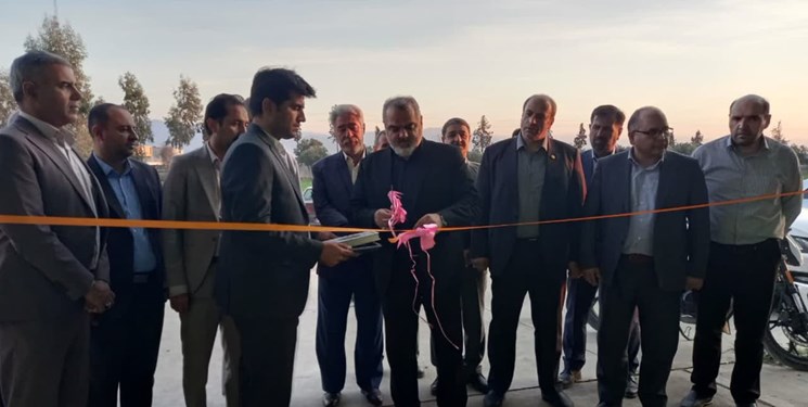 نمایشگاه عرضه مستقیم کالاهای اساسی در گنبدکاووس افتتاح شد