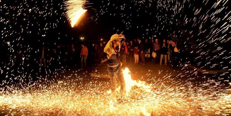 چهارشنبه سوری فرصتی برای شادمانی یا آسیبی جبران ناپذیر