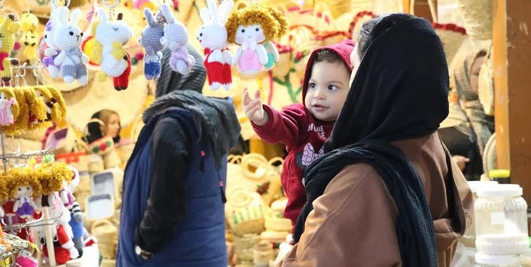 منطقه آزاد انزلی رکورد جذب مسافران نوروزی را زد