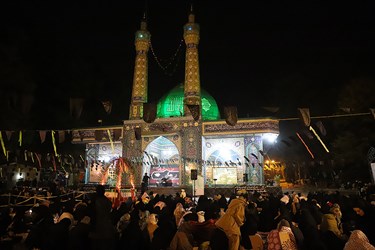 بخوانید مرا ...