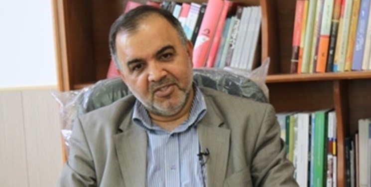 غرب آزادی‌  که برای  ما تجویز می‌کند، برای خودش روا نمی‌داند/ مراقب باشیم تاریخ اندلس تکرار نشود