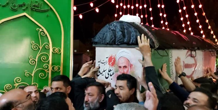 وداع با روحانی که دغدغه خدمت به مردم داشت/ آیت‌الله سلیمانی سنگربان انقلاب بود