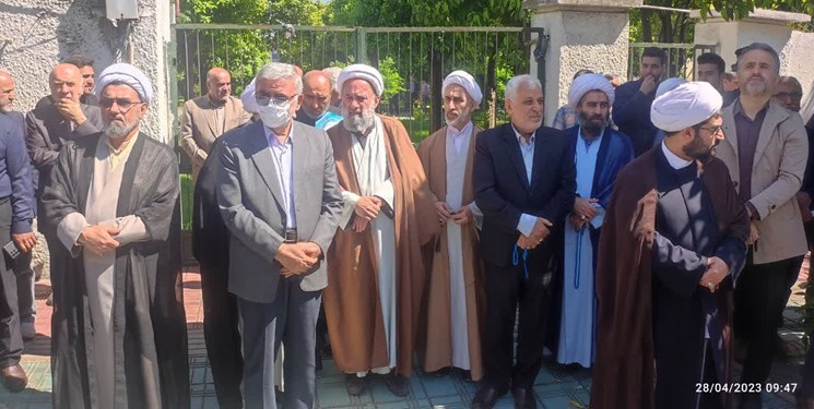 امام جمعه بابل: صبر آیت‌الله سلیمانی مثال‌زدنی بود