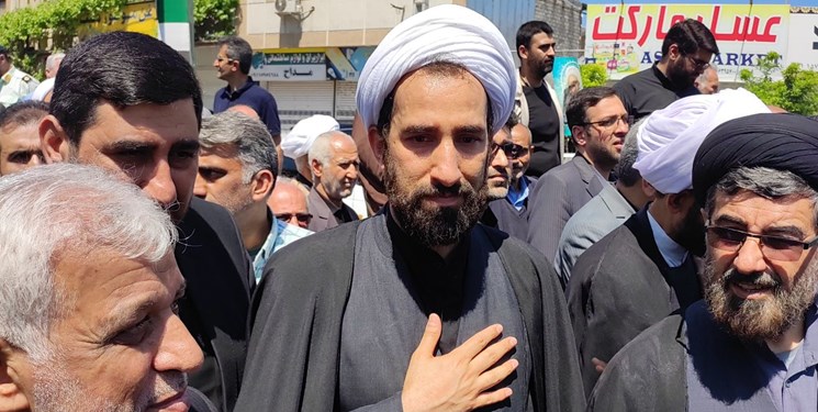 فرزند شهید سلیمانی: پدرم مُزد نمازهای شب و روزه‌هایش را گرفت