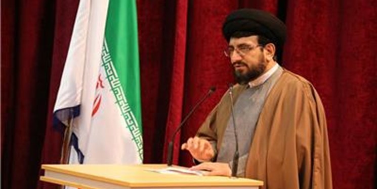 امام جمعه ساری: شهید سلیمانی همواره در مسیر دفاع از انقلاب و اسلام بود/  قانون خداوند که جای رای‌گیری نیست