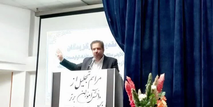 با توان نخبگان به استقلال اقتصادی خواهیم رسید/ انقلاب در مسیر تعالی و ترقی
