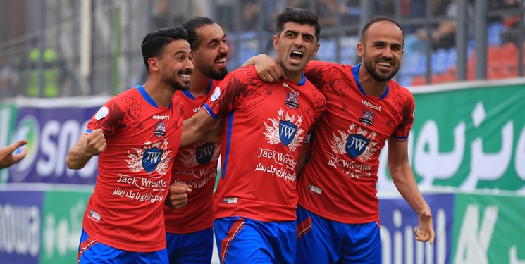 سرمربی نساجی: فعلا به بازی پرسپولیس فکر می‌کنم و بعد استقلال!/ با تمام توان‌مان بازی خواهیم کرد