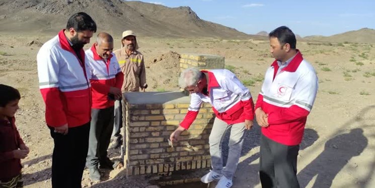 خیر گلستانی پای آب را به نهبندان باز کرد/ 2500 متر لوله کشی آب در روستای هیرد