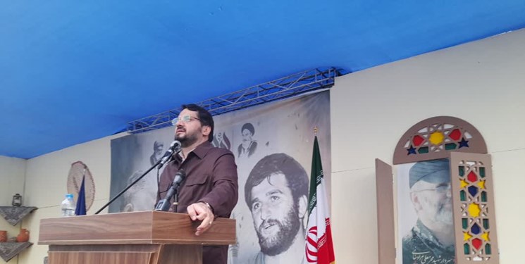 وزیر راه و شهرسازی: با سوداگران  بخش مسکن برخورد می‌کنیم