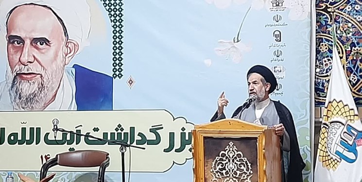 امام‌جمعه موقت تهران: جمهوری اسلامی در منطقه تولید امنیت و قدرت کرده است