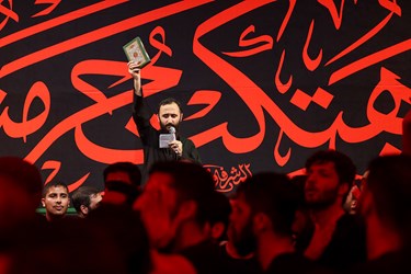 عزاداران حسینی در هیئات رشت در شب تاسوعا