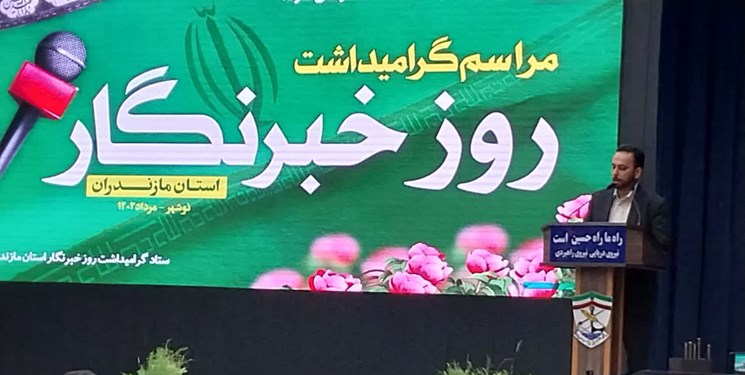 مدیران در ارائه اطلاعات برای روایت اول کمک‌کار خبرنگاران باشند