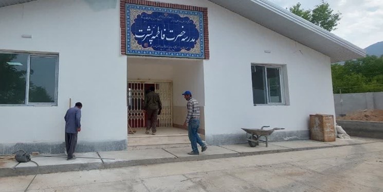دانش‌آموزان روستای «پِشِرت» چهاردانگه ساری مدرسه‌دار شدند