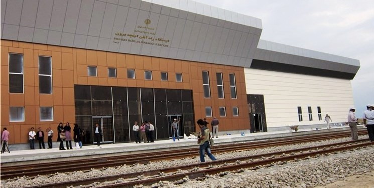 نخستین قطار کانتینری روسیه از اینچه برون عازم عربستان شد