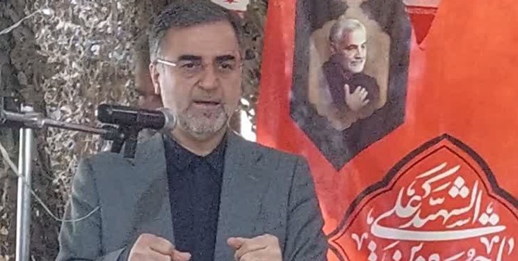 رضایت‌مندی مردم از مسؤولان برنامه مهم دولت و استانداری است