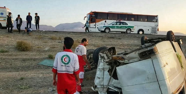 تصادف زنجیره‌ای خودروها در محور جنگل گلستان