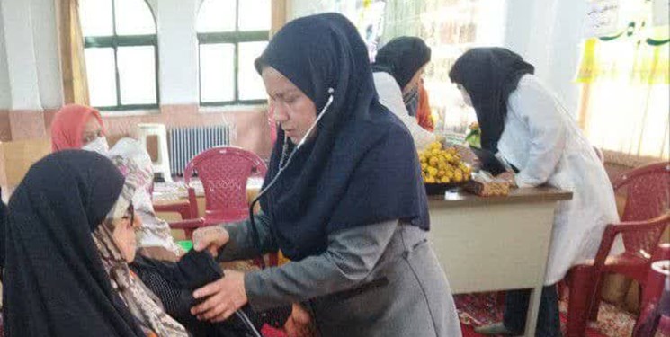 روایتی متفاوت از زوج بهورز در لباسِ سفیدِ خانه بهداشت
