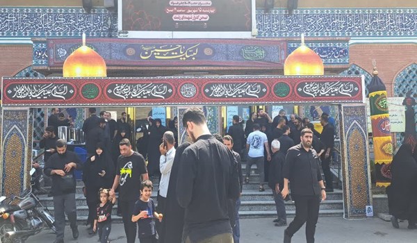 فیلم| قرائت زیارت اربعین در گلزار شهدای رشت