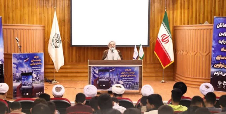 آیت‌الله فلاحتی: عقب‌مانده‌ها فکر می‌کنند آمریکا هنوز کدخداست