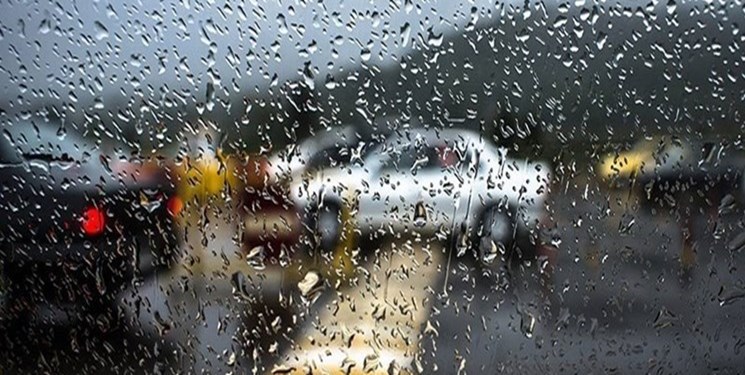جاده‌های ساحلی مازندران  لغزنده و ارتفاعات خشک است