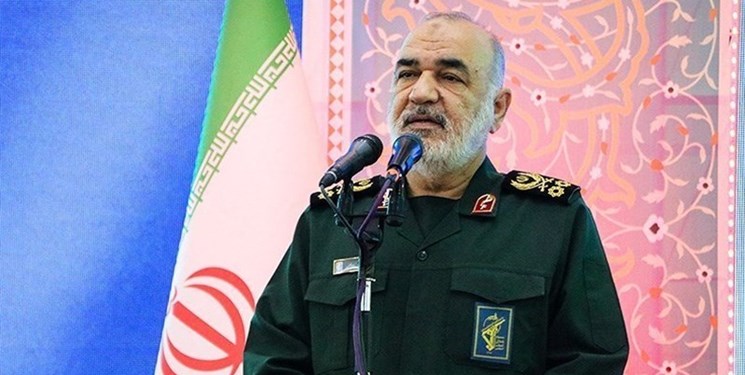 سردار سلامی: حضور دریانوردان منجربه به بسط  اقتدار، قدرت سیاسی و نیروی بازدارنده شده است