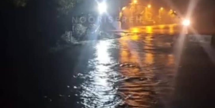خسارت سیل و باران در نور از مفقودی 3 خودرو تا طغیان رودخانه ها