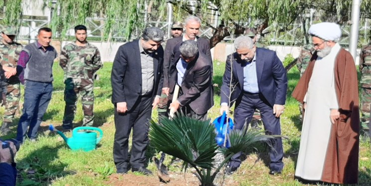 کاشت 150 اصله نهال به یاد شهدای روحانی گیلان