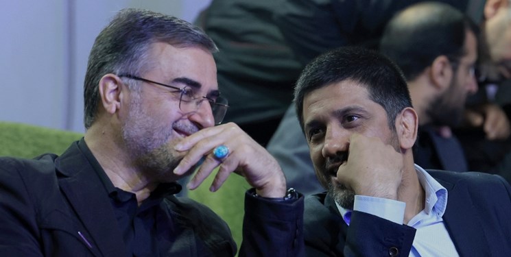 حضور رئیس فدراسیون کشتی در مسابقات کشتی آزاد بزرگسالان قهرمانی کشور