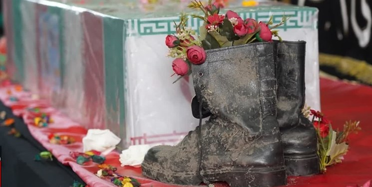 عزیز بی‌نشان!